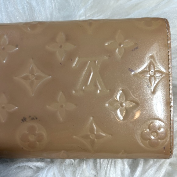 ✨💎 AUTHENTIC 💎✨ Louis Vuitton Monogram Vernis Beige Long Wallet - Picture 7 of 12